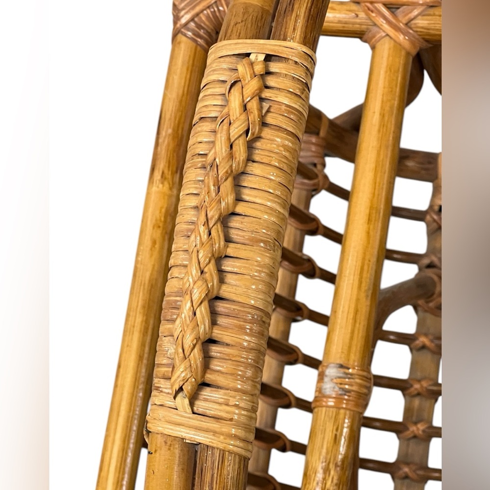 VINTAGE RATTAN BAMBOO MAGAZINE RACK - Picture 6 of 11